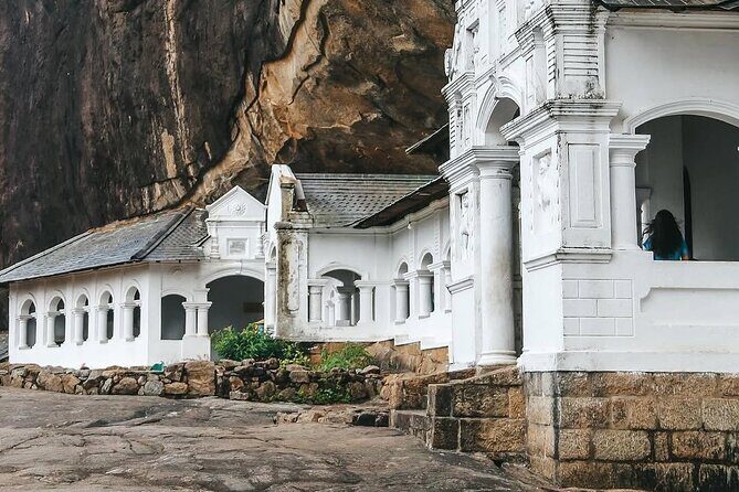 Srilankan Driver with Car 3 Day Tour Sigiriya,Kandy,Nuwaraeliya - The Sum Up