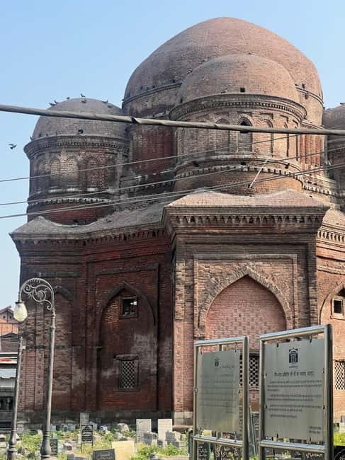 Srinagar Old City Heritage Walking Tour with Kahwa Tea - The Sum Up  