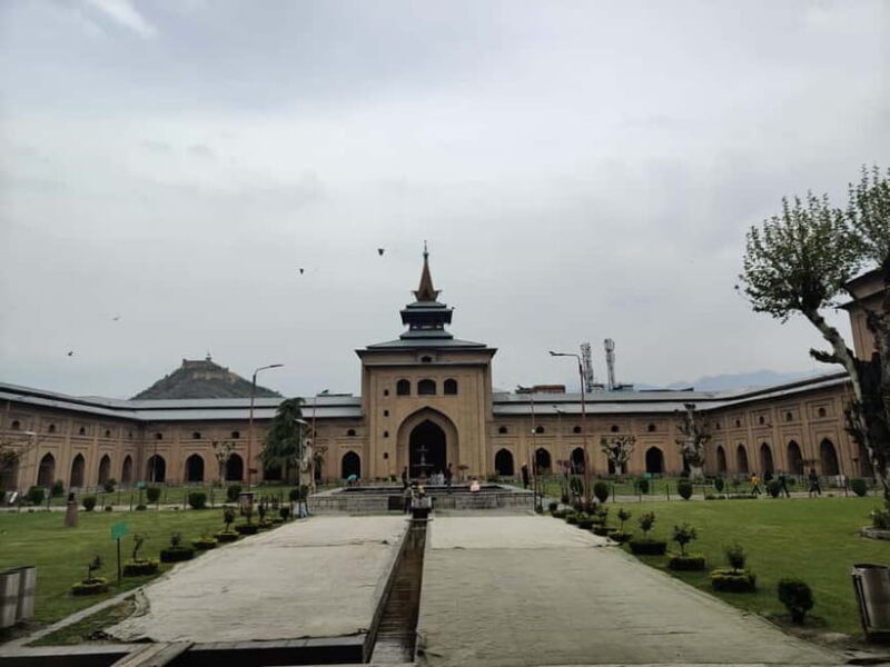 Srinagar: Private Old City and Mughal Gardens Guided Tour - A Deep Dive into Srinagar’s Heritage and Scenery  