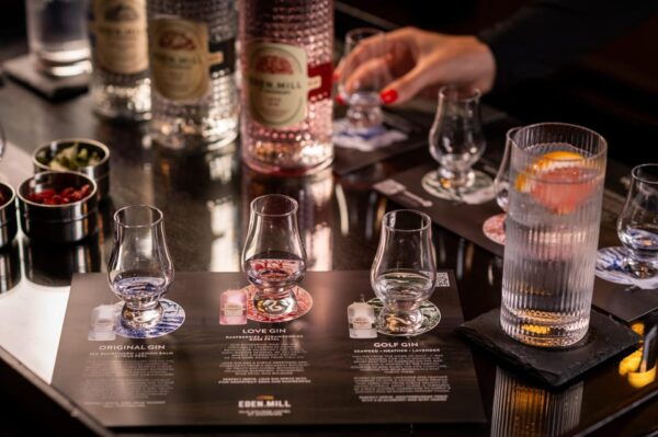 St Andrews: Coastal Gin Flight Tasting Experience - Enhance Flavor Profiles