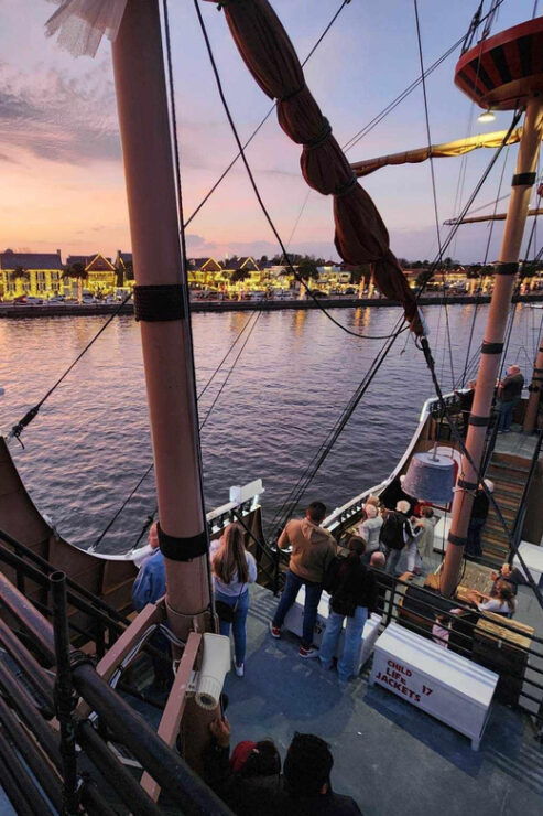 St. Augustine: Nights of Lights Pirate Ship Tour - Highlights of the Experience