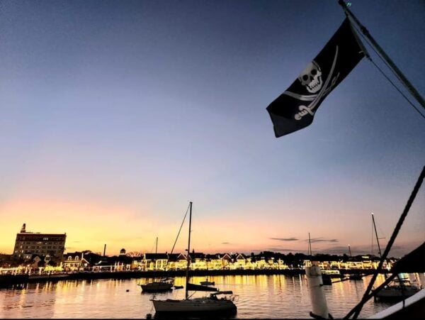 St. Augustine: Nights of Lights Pirate Ship Tour - Pirate Crew Performances