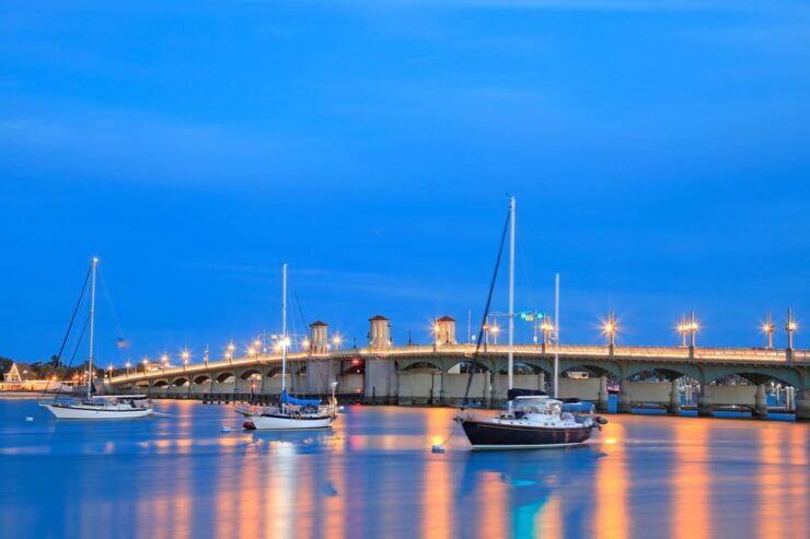 St. Augustine: Nights of Lights Sunset Sail With Drinks - Good To Know