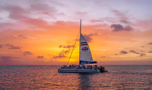 St. Augustine: Nights of Lights Sunset Sail With Drinks - Meeting Point and Boarding Instructions