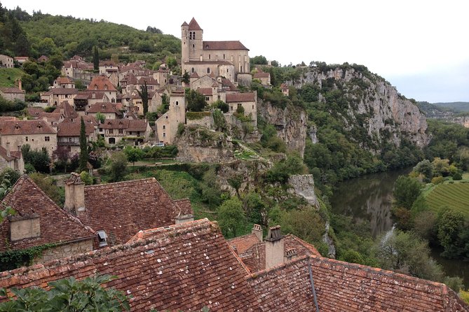 St Cirq Lapopie and Pech Merle Cavern Tour From Toulouse - Tips for a Memorable Tour Experience