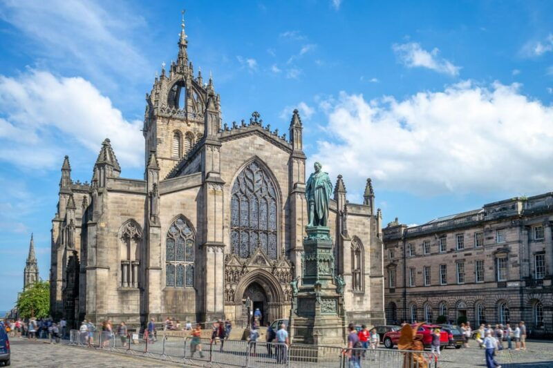 St Giles' Cathedral and Edinburgh Old Town Private Tour - Discover Edinburgh’s Historic Heart with the St Giles Cathedral and Old Town Private Tour