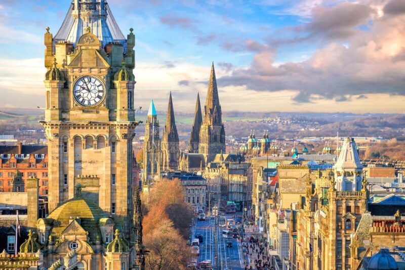 St Giles' Cathedral and Edinburgh Old Town Private Tour - An In-Depth Look at the Tour Experience