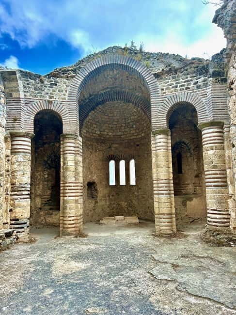 St. Hilarion Castle and Bellapais ruines- with private guide - Exploring Cyprus’s Medieval Marvels: St. Hilarion Castle and Bellapais Ruines with a Private Guide