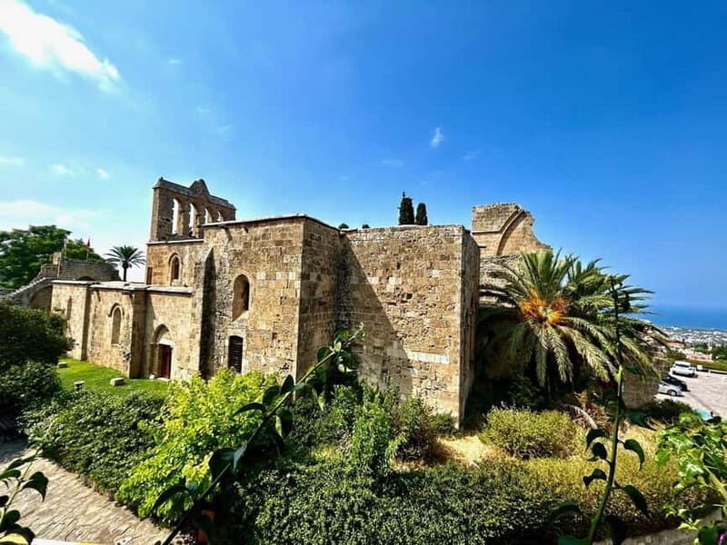 St. Hilarion Castle and Bellapais ruines- with private guide - Value for Money