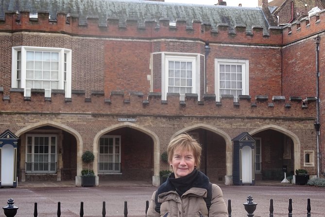St James, a Private Walking Tour of Londons Royal Village - Uncovering Hidden Gems