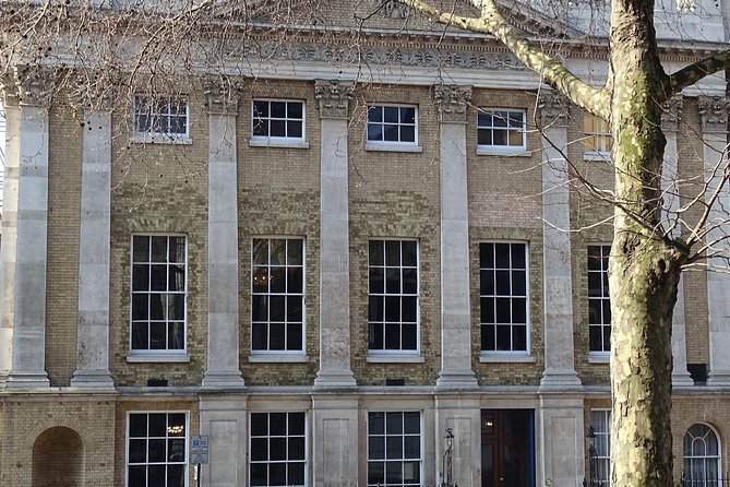 St James & Mayfair - Private Tour of Londons Royal & Aristocratic Villages - Inclusions and Logistics