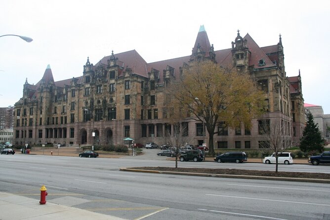 St. Louis Scavenger Hunt: St. Louis Delights - Experience Overview