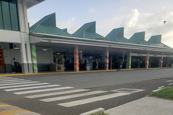 St. Lucia Private Transport - Booking and Pricing: Is It Worth It?