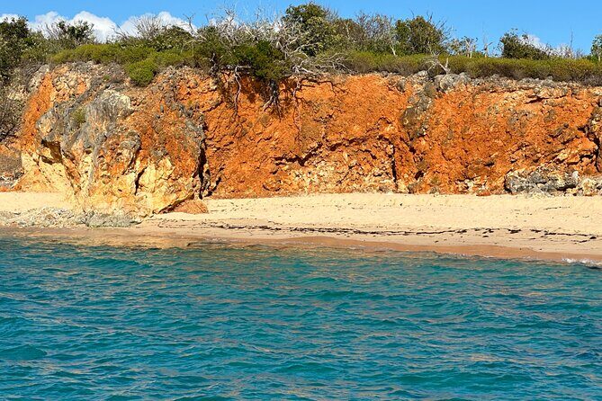 St Martin Gd Case Private cruise: dinner and night in Tintamarre - An Overview of the Experience