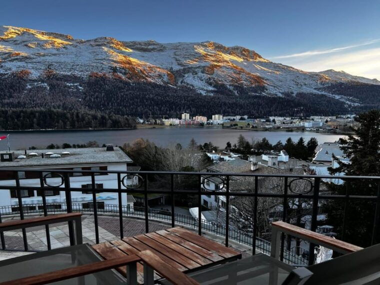 St. Moritz: Express Walk With a Local in 60 Minutes - Booking Information