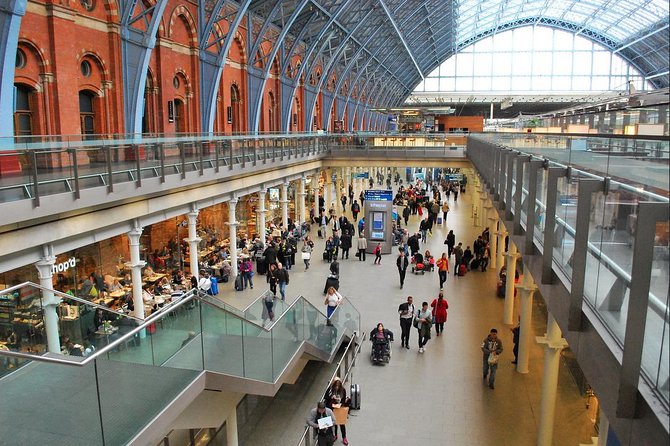 St Pancras Station to Gatwick Airport Private Transfer Service - Service Details and Restrictions