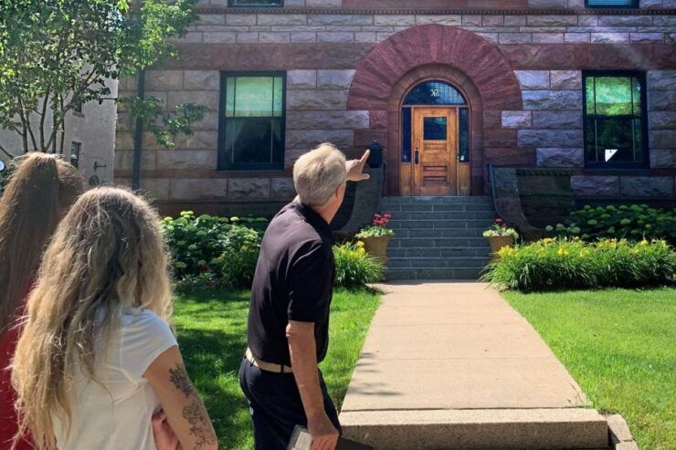 St. Paul: Private Walking Tour Summit Ave Victorian Homes - Tour Pricing and Duration