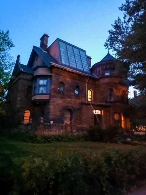 St. Paul - Summit Avenue Haunted History Ghost Walking Tour - Good To Know