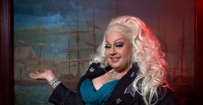 St. Pauli Nachtleben Tour Mit Drag Queen - Inclusions: German Language and Shots Included