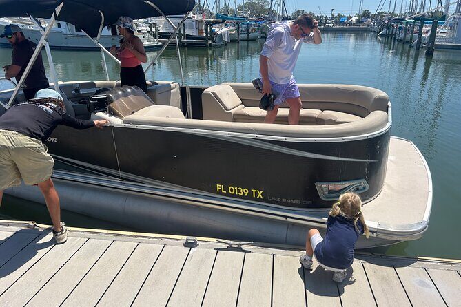 St Pete Beach Private Tritoon Sunsets - FAQ