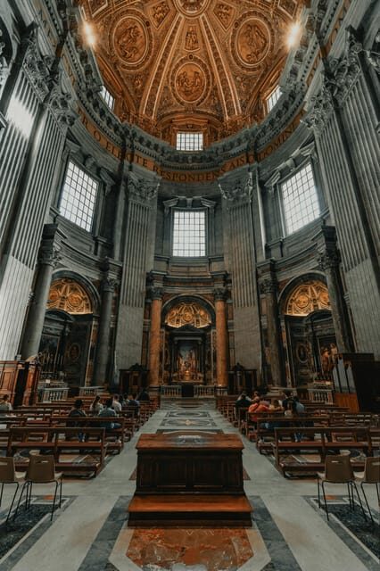 St. Peter's Basilica Walking Tour with Tour Guide - Discovering St. Peters Basilica: A Practical Guide to the Guided Tour