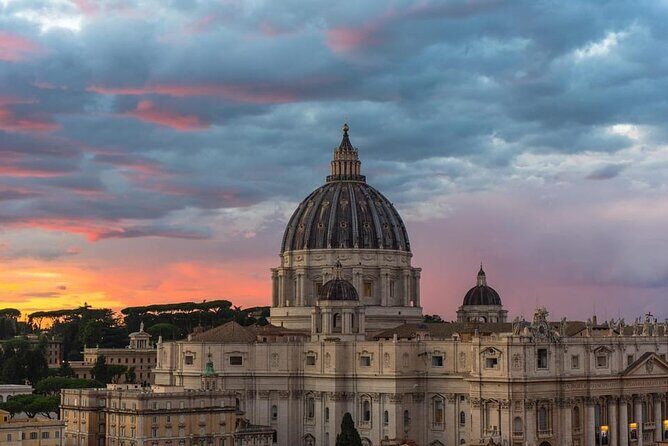 St. Peters Guided Tour with Optional Dome Climb in Roma - Tour Options: Quick or Full Experience