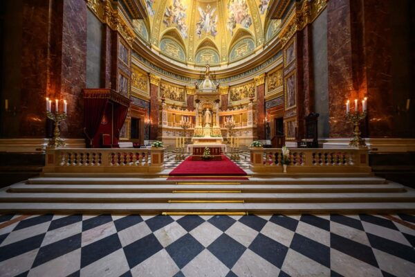 St. Stephens Basilica: VIP Concert & After Hours Dome Visit - The Sum Up