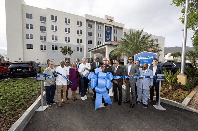 St. Thomas USVI Airport Transfer to Hampton by Hilton - Who Should Consider This Transfer?