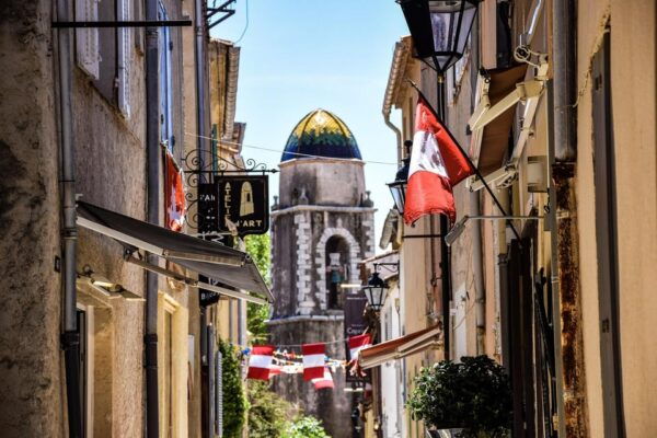 St. Tropez Sojourn: Private Guided Walking Adventure - Optional Museum Experience