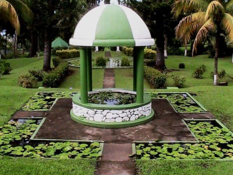 St. Vincent and the Grenadines: Kingstown City Tour - An In-Depth Look at the Kingstown City Tour