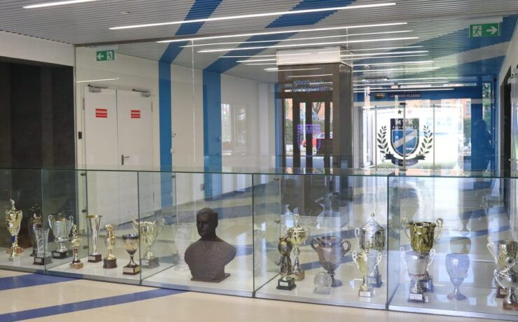 Stadium Tour at One of the Oldest Football Team in Hungary - Key Points