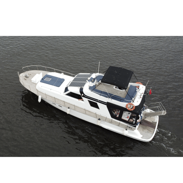 stanbul:Private Luxury Yacht on Bosphorus 14 Meter(46 feet) - Who Would Enjoy This Experience?