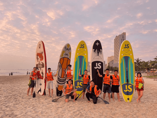 Stand-Up Paddleboarding - Explore the Beauty of the Sea - Tips for Beginners