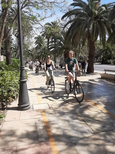 Standard Bike Guide Tour in Málaga Andalucía Spain - Participant Guidelines