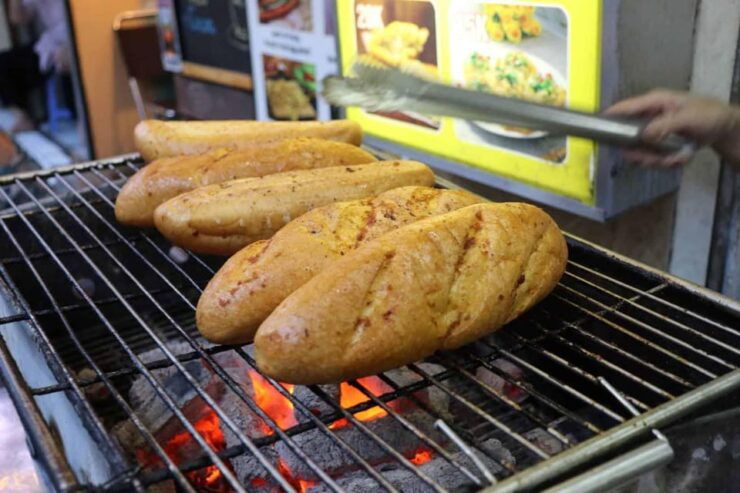 Standard Foodie Tour in Ha Noi - Experience and Itinerary