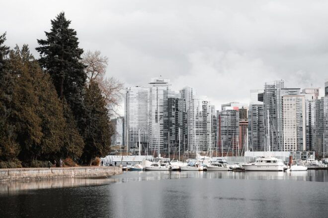 Stanley Park Self Guided Bike Tour - Packing Tips and Recommendations