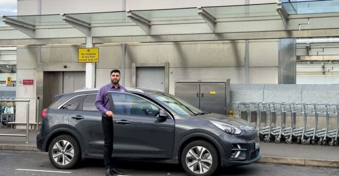 Stansted Airport To/From Central London: Standard Transfer - Pricing and Payment Options