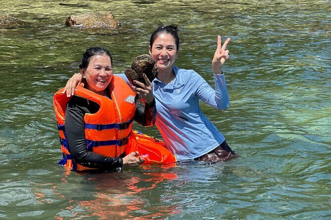 Starfish Beach and Floating Village Combo Boat Trip Seafood Lunch - Activities and Additional Highlights