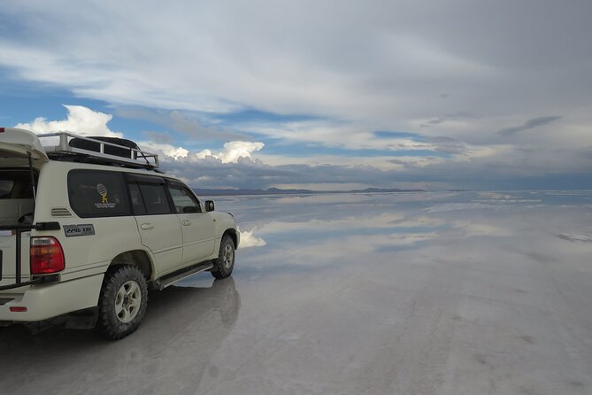 Stargazing Night Tour in Uyuni Salt Flats From Uyuni - Start Time and What To Expect