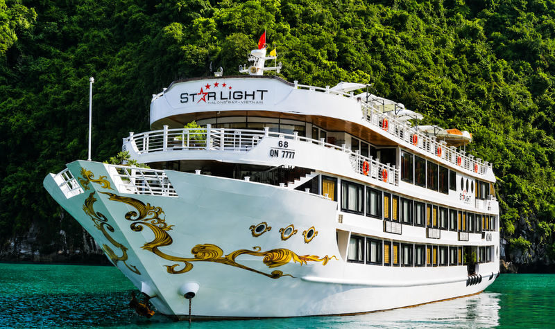 Starlight 2D1N Cruise: Ha Long Bay, Sung Sot, Ti Top - At a glance: caves, islands, and a night aboard