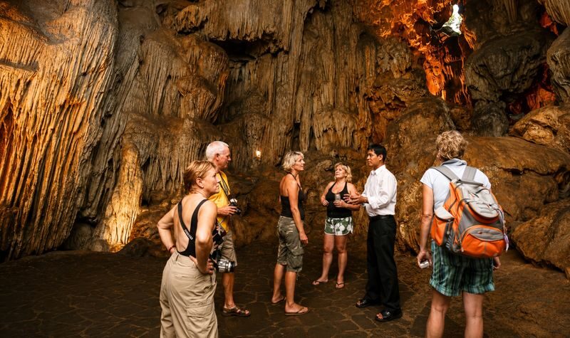 Starlight 2D1N Cruise: Ha Long Bay, Sung Sot, Ti Top - Making the price work for you