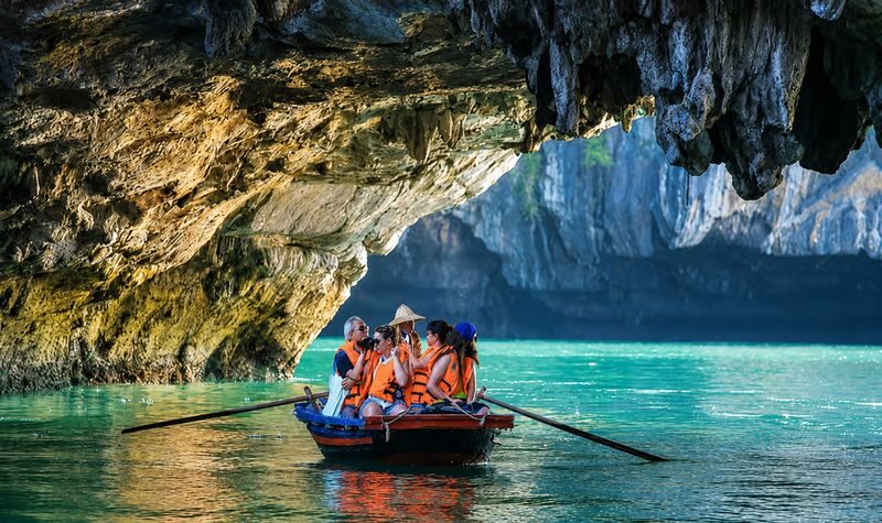 Starlight 2D1N Cruise: Ha Long Bay, Sung Sot, Ti Top - Who should book this Ha Long Bay cruise?