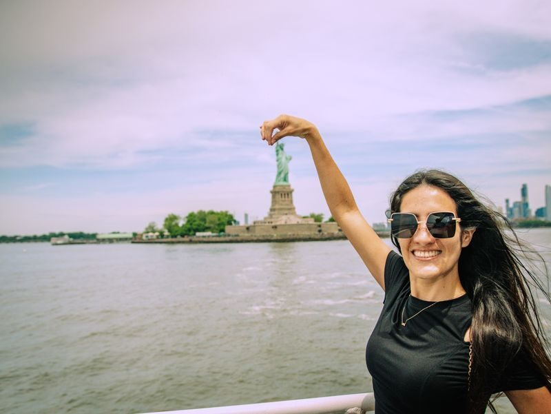 Starship NYC Landmark 90 Min Sightseeing Cruise - Who should book, and who should skip it?