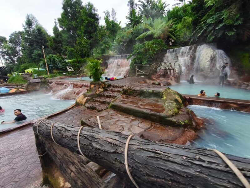 Start 10am Bandung Group Tour Volcano, Waterfalls, Hotspring - Relaxing in the Hotsprings