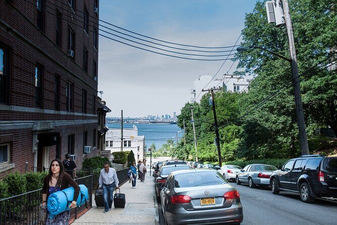 Staten Island Walking Tour and Slice of Pizza - FAQ