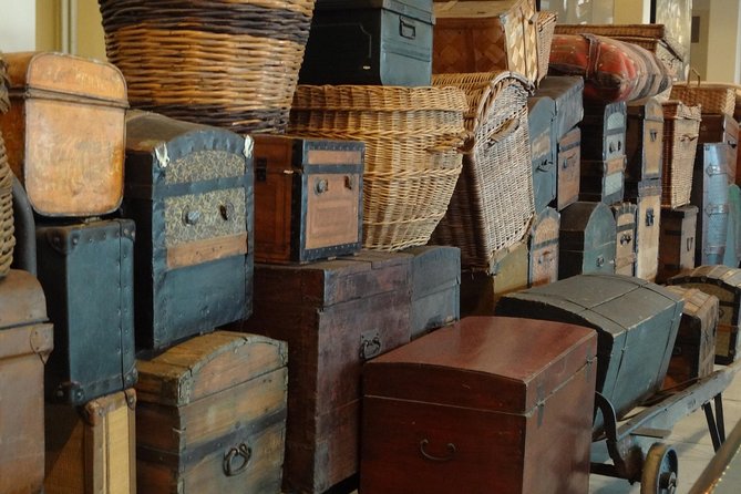 Statue of Liberty and Ellis Island Guided French Language Tour - Pricing and Booking Details