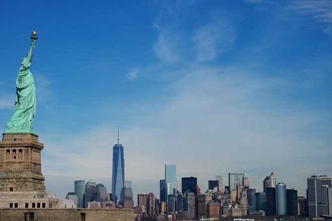 Statue of Liberty Roundtrip Ferry Ticket 1st Tour 8:30am - Ellis Island Museum Audio-Guide Tour