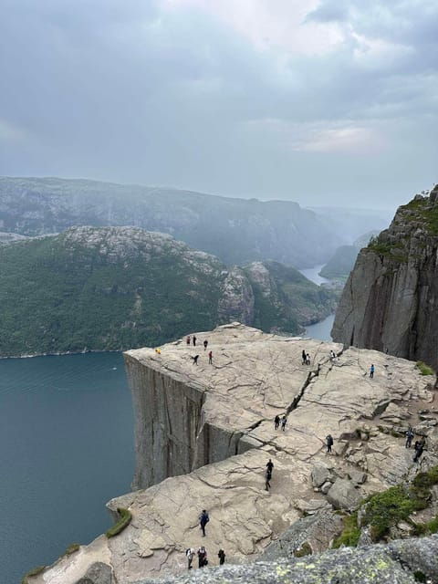 Stavanger: 8-Day Guided Trekking Tour with Accommodation - Good To Know