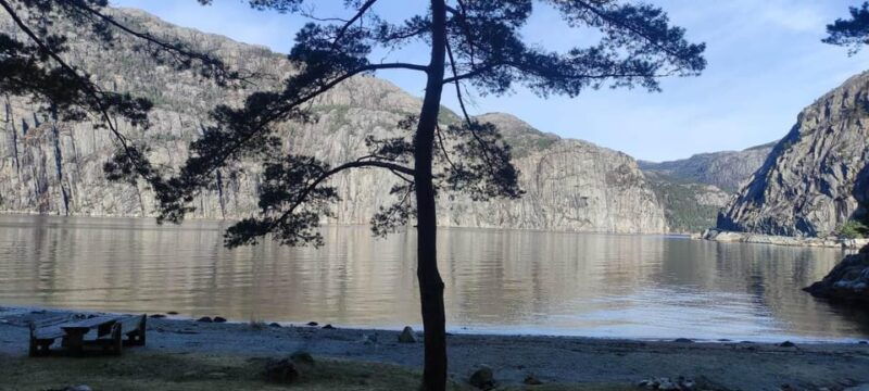 Stavanger: 8-Day Tour of Norway with a guide - Waterfalls and Fjords: A Natural Masterpiece