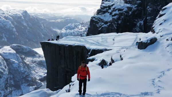 Stavanger: Evening Run to Pulpit Rock - Lets Run! - Breathtaking Views
